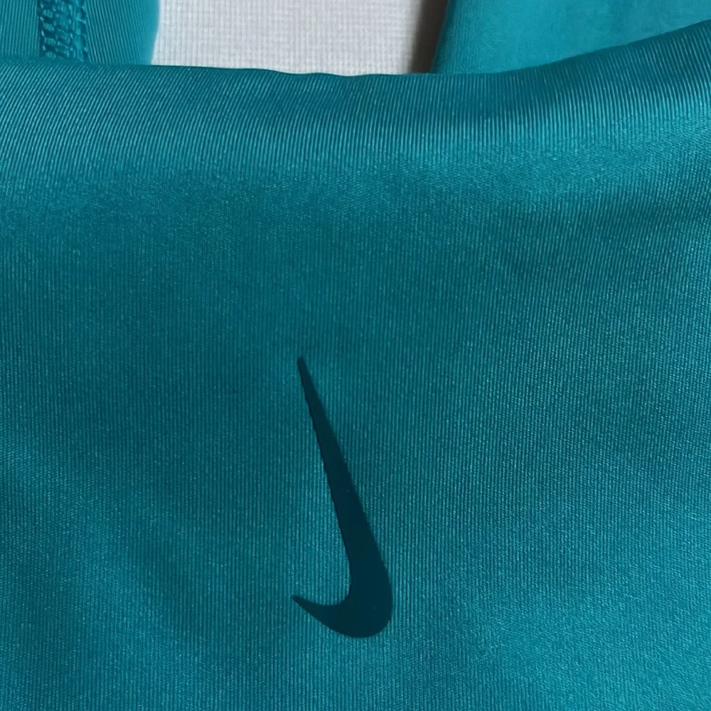 Nike Yoga Leggings
